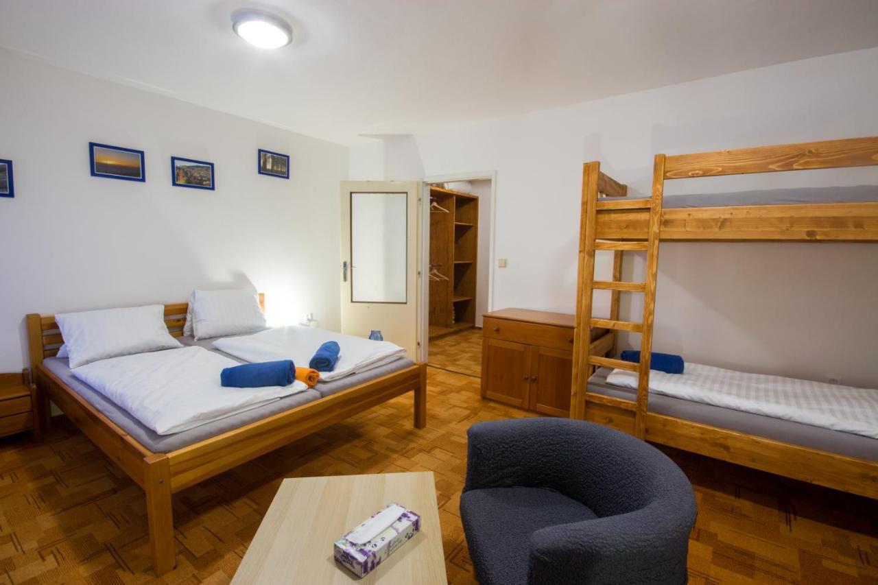 Modry Pension Rokytnice Рокицани Экстерьер фото