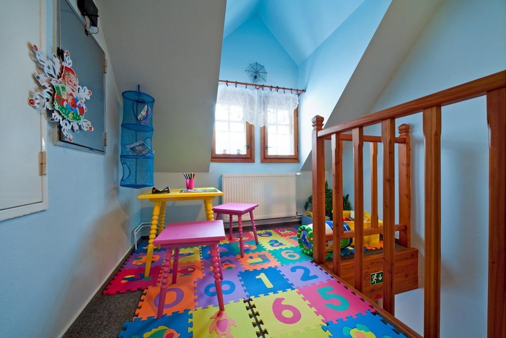 Modry Pension Rokytnice Рокицани Экстерьер фото
