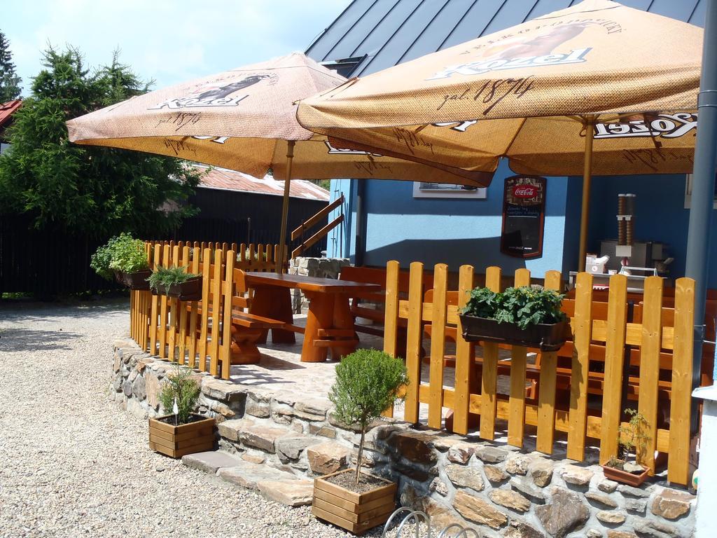 Modry Pension Rokytnice Рокицани Экстерьер фото