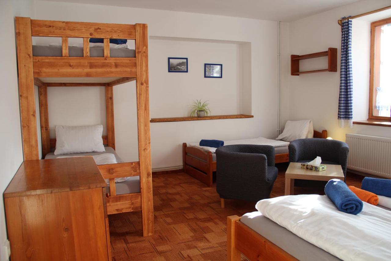 Modry Pension Rokytnice Рокицани Экстерьер фото